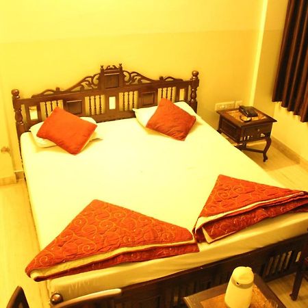 Hotel The Chit Chat Palace Jaipur Luaran gambar