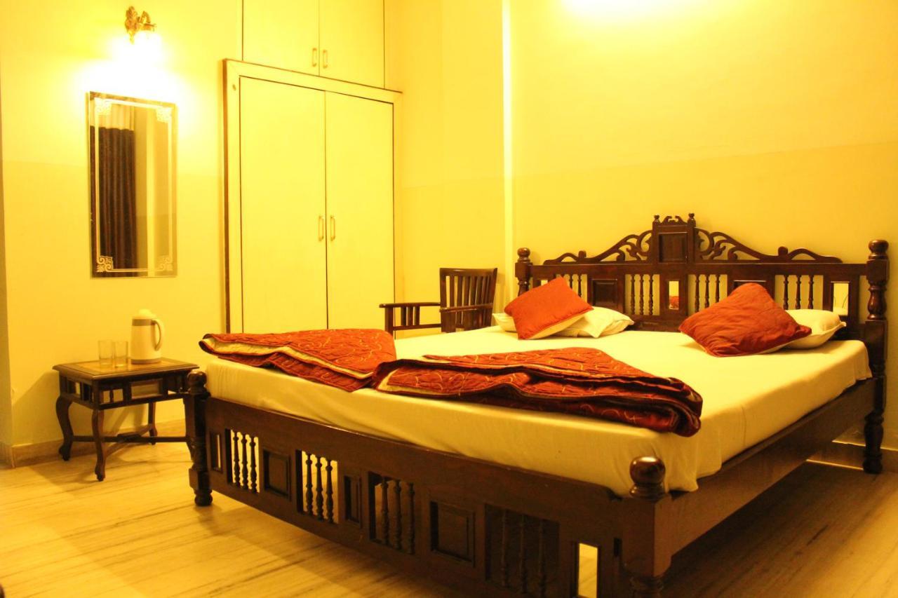 Hotel The Chit Chat Palace Jaipur Luaran gambar