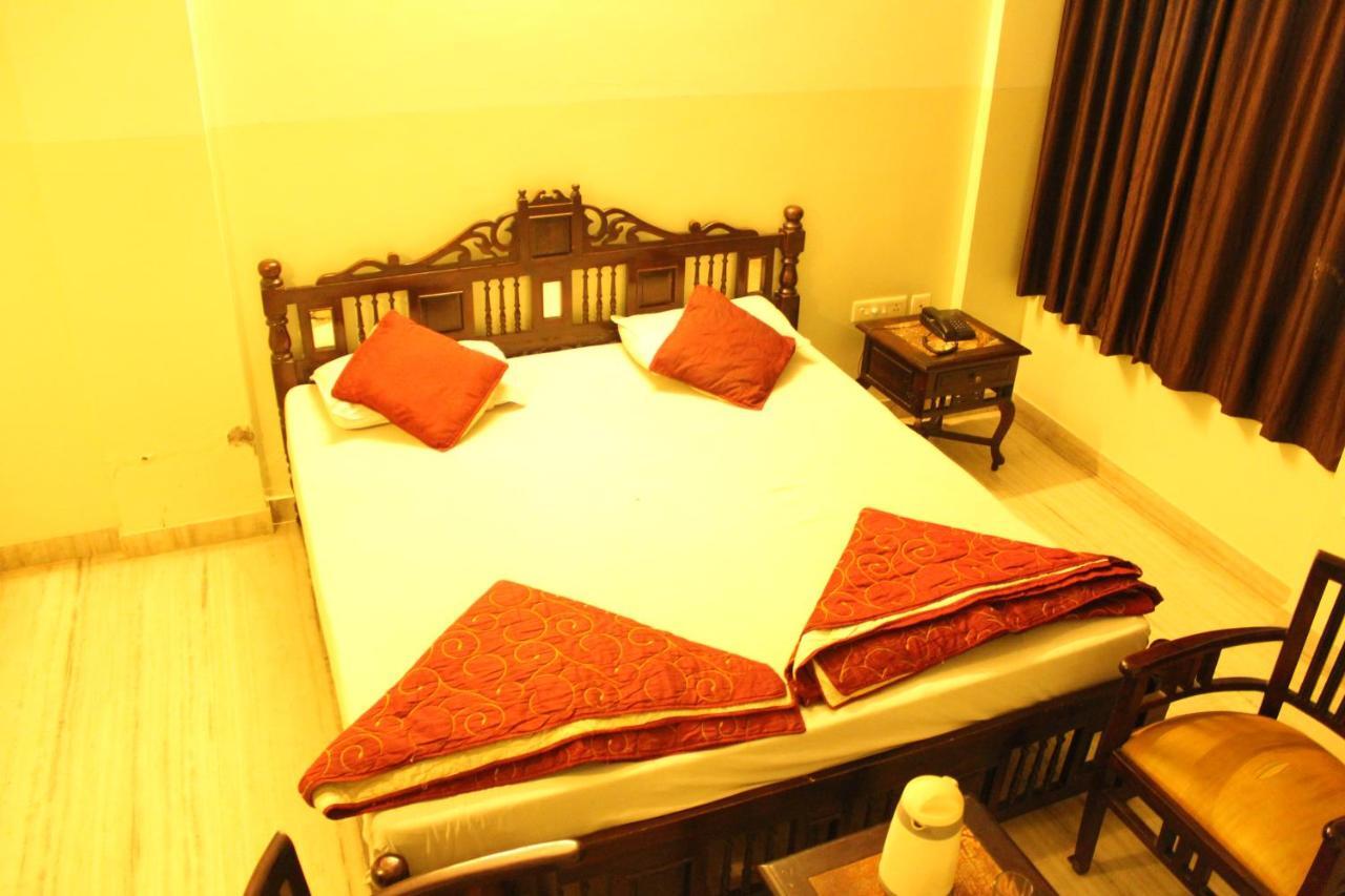 Hotel The Chit Chat Palace Jaipur Luaran gambar
